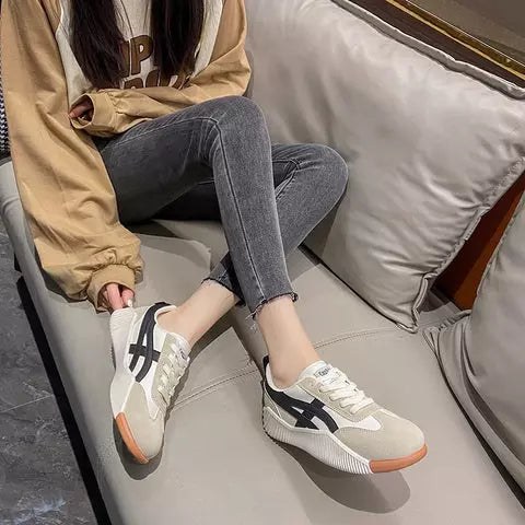 Louise Sneakers - Super Comfortable and Fashionable 